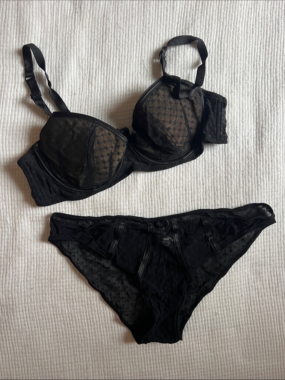 Chantal Thomass Women's Black Lace Bra & Panty Set